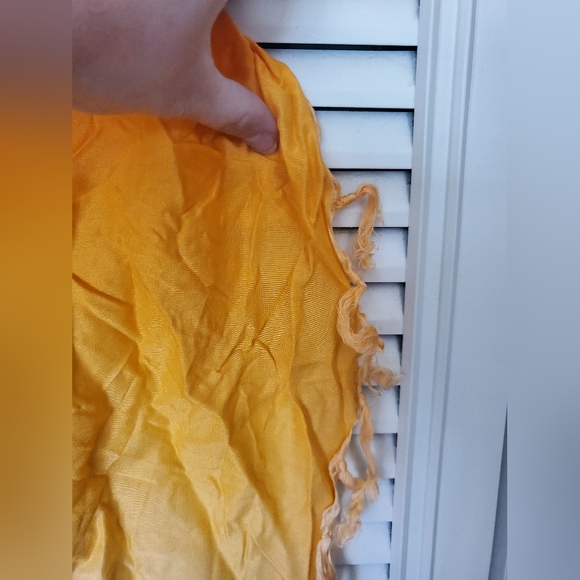 Like new & authentic! vintage carribean fringed scarf shaw - Picture 9 of 9